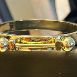 Polished Gold Tone Hinged Bar & Ball Bracelet – Elegant Gold Finish
